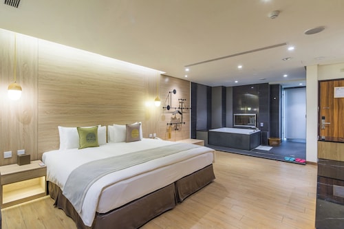 Sun Dialogue Hotel by Cosmos Creation