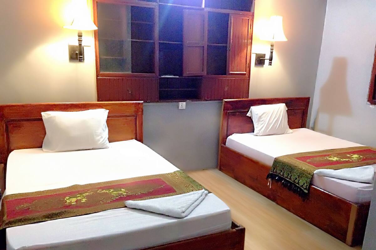 Twin Room (with AC) | Free WiFi