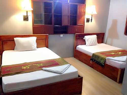 White River II Hostel