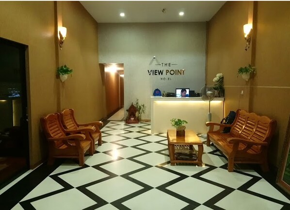 Free daily full breakfast - The View Point Hotel (Phnom Penh)