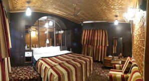 Quarto | Cofres nos quartos, individualmente decorados