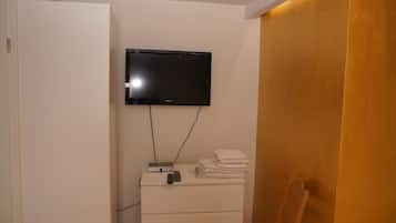 Meja kerja dan Wi-Fi gratis