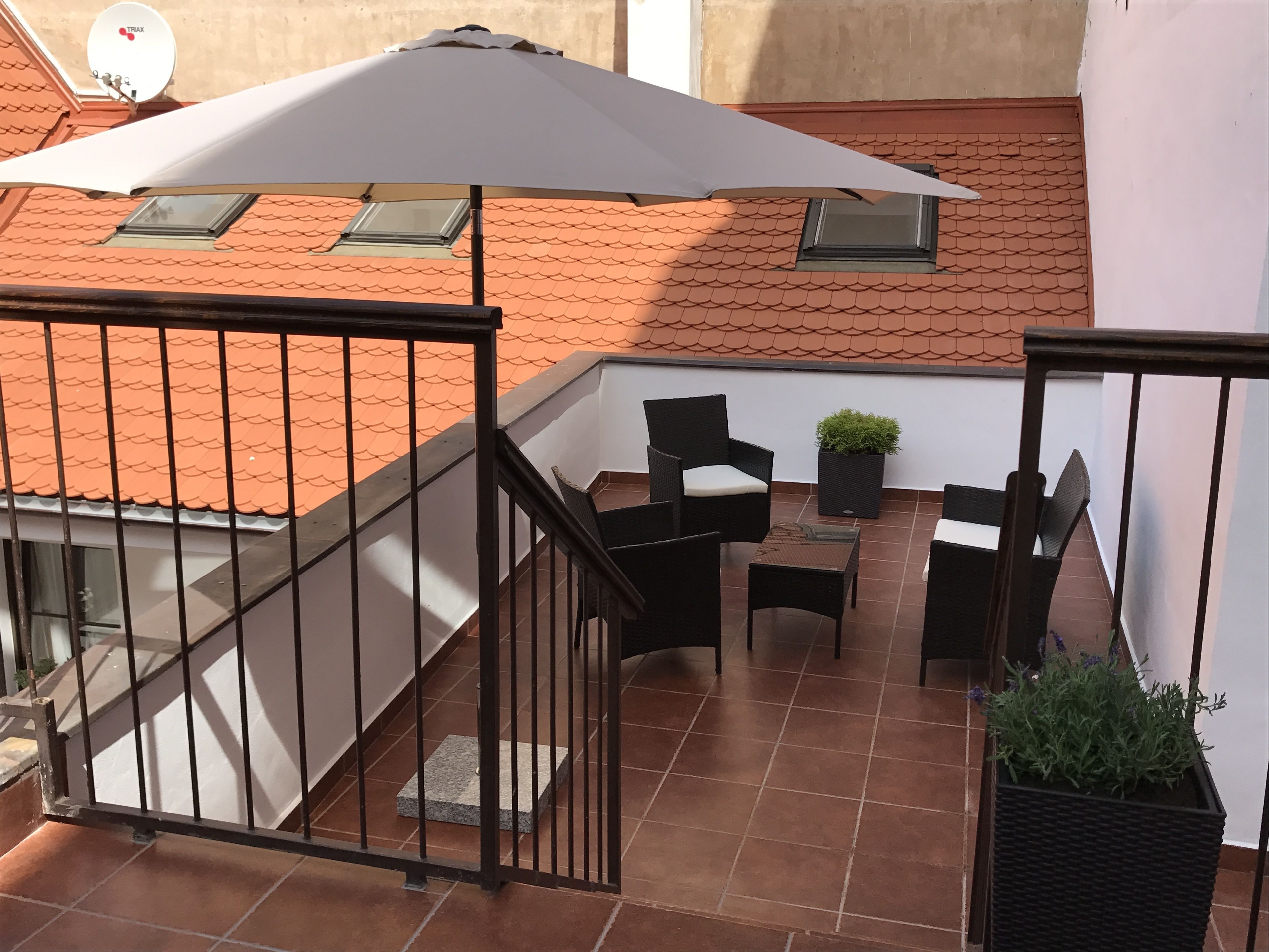 Maisonette with Terrace A | Terassi/patio