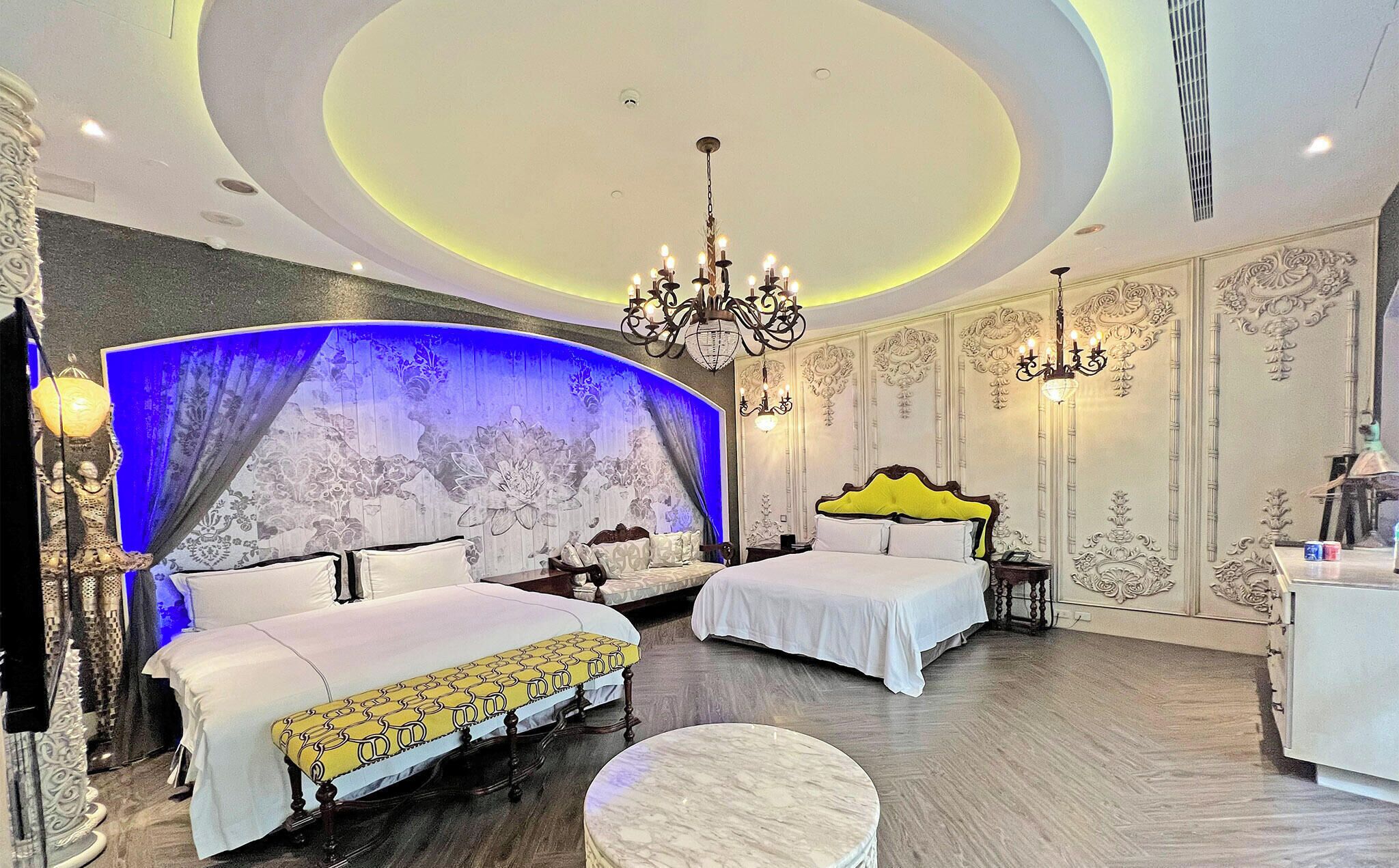 エクスクルーシブ 4 人部屋 | 高級寝具、ミニバー、客室ごとに異なる装飾、客室ごとに異なるインテリア