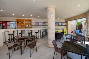 Snack bar