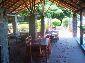 Breakfast, lunch, dinner served; international cuisine  - Nkhudzi Beach Lodge (Mangochi)