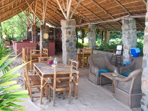 Se sirven desayunos, comidas y cenas 