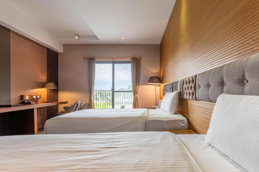 Sengetøy av topp kvalitet, dundyner og blendingsgardiner