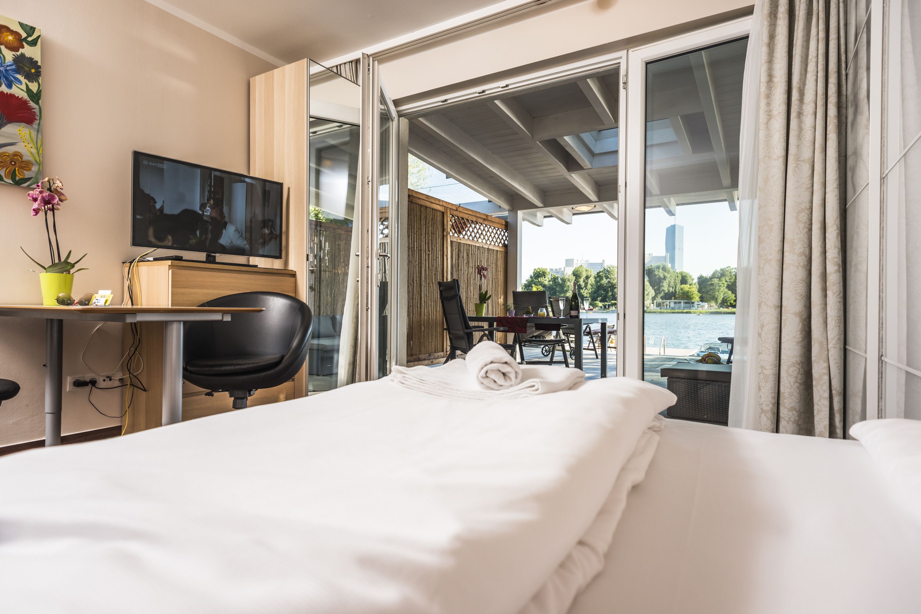 Pemandangan dari bilik