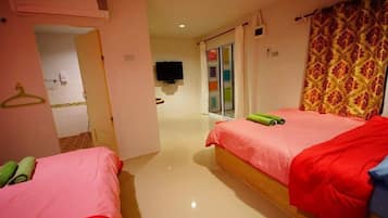 Rollaway beds, free WiFi