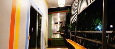 Rollaway beds, free WiFi