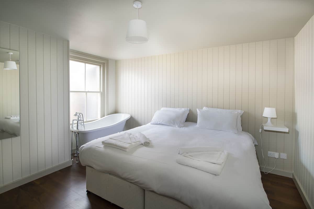 1 Schlafzimmer, Zimmersafe, schallisolierte Zimmer, kostenloses WLAN
