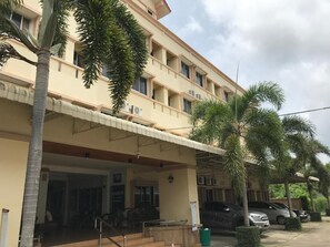 Exterior - Chanthanee Hotel (Chanthaburi)