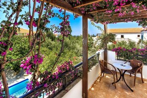Villa, 3 Bedrooms, Pool Access | 1 bedroom, in-room safe, iron/ironing board, bed sheets - Douliana Villas (Apokoronas)