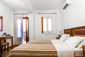 Villa, 2 Bedrooms (detached) | 1 bedroom, in-room safe, iron/ironing board, bed sheets - Douliana Villas (Apokoronas)