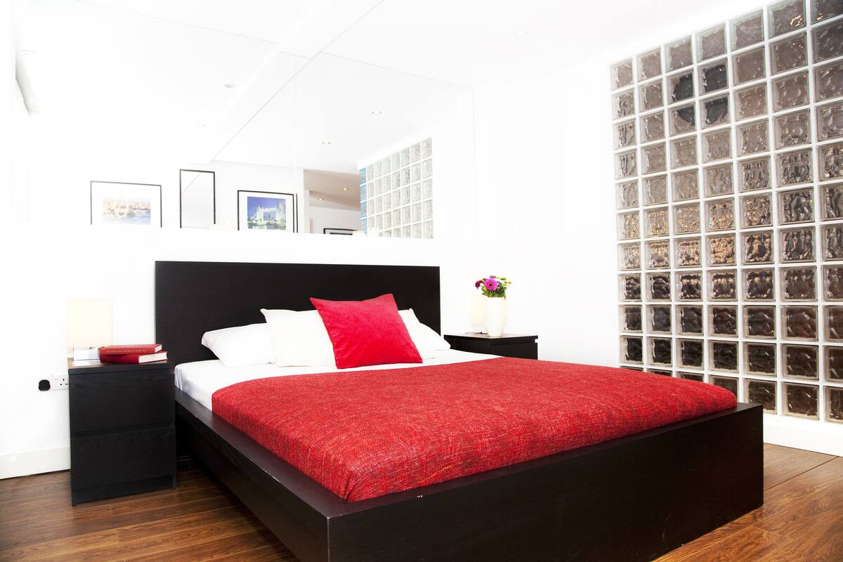 Hypo-allergenic bedding, blackout curtains, iron/ironing board