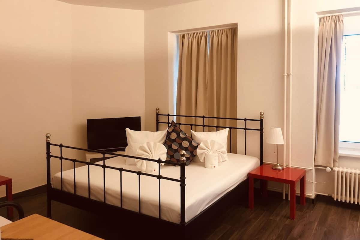 1 bedroom, in-room safe, soundproofing, iron/ironing board