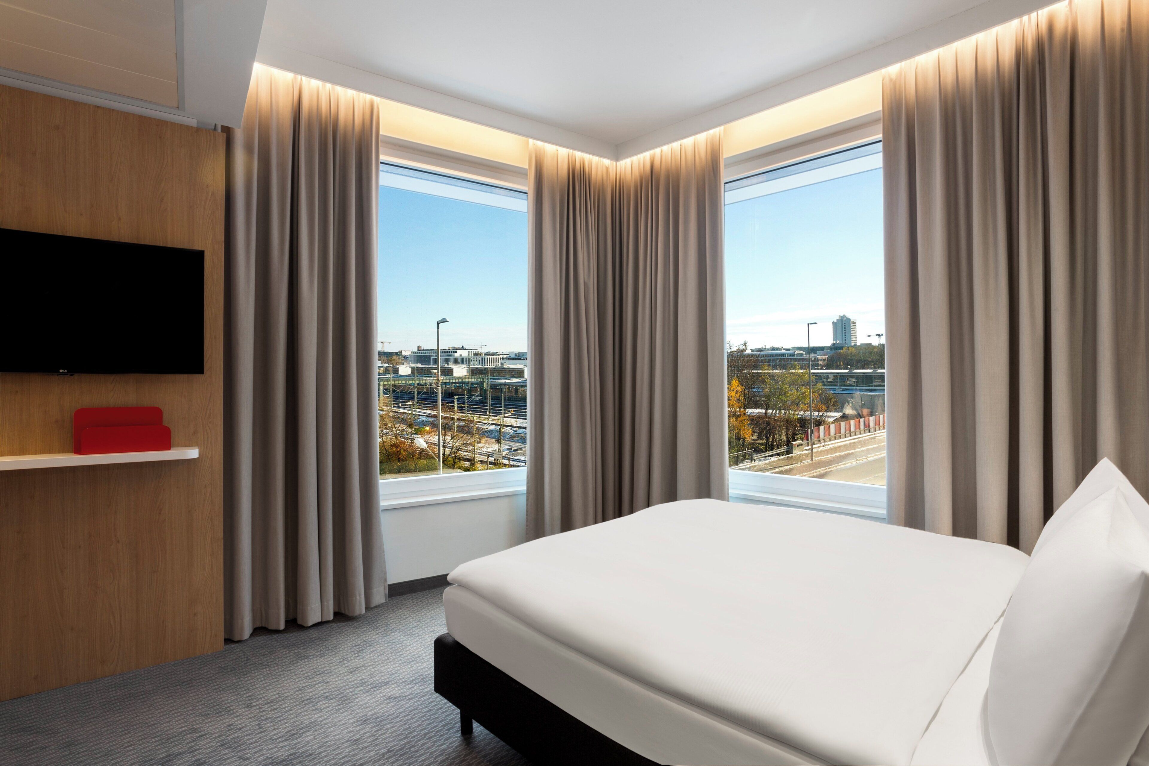 Hypo-allergenic bedding, in-room safe, laptop workspace, soundproofing