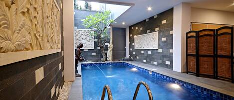 Kolam renang outdoor