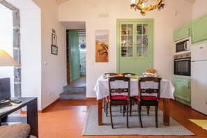Huis, 2 slaapkamers (Tanque + swimming pool access) | Dineerruimte