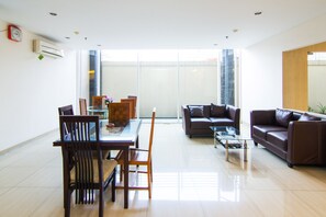 Khu tiếp khách ở sảnh