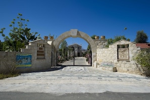 Entrada al alojamiento