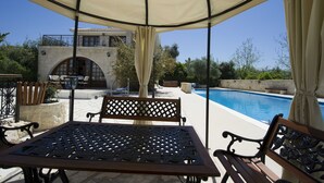 Unclassified image, 5 of 27, button - Constantinos Villa (Argaka)