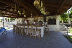 BBQ/picnic Area - Constantinos Villa (Argaka)