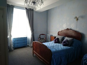 1 bedroom, individually decorated, free WiFi, bed sheets