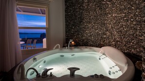 Vila Eksekutif, 2 kamar tidur, kolam renang pribadi, pemandangan laut | Jet tub