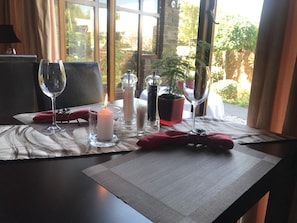 Petit déjeuner préparé sur commande (120 ZAR par personne)