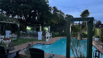 Comfort Double Room, 1 Double Bed, Pool View | Living area