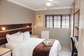 1 chambre, literie de qualité supérieure, couette en duvet d'oie