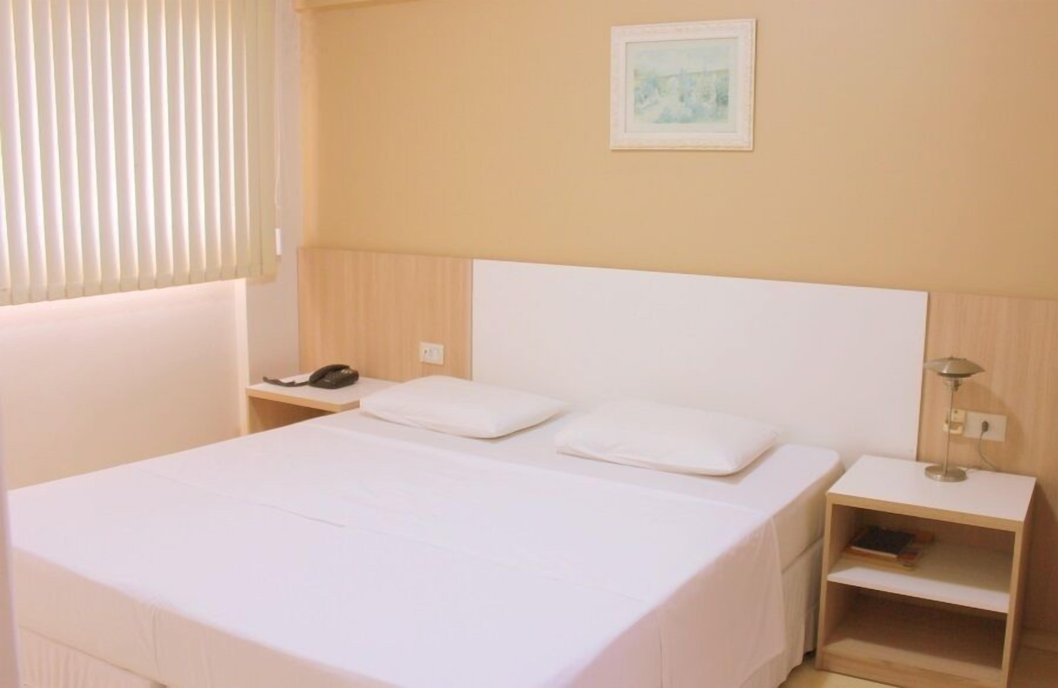 superior double room, 1 double bed | hypo-allergenic bedding, minibar, desk, free wifi
