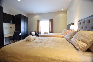 Ropa de cama de alta calidad, escritorio, wifi gratis y ropa de cama 