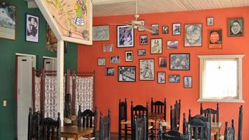 Breakfast, lunch, dinner served; international cuisine