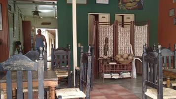 Breakfast, lunch, dinner served; international cuisine