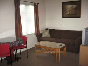 TV - Masters Inn (Soap Lake)