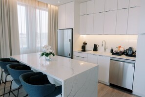 Luxury Penthouse, 1 King Bed, Terrace, City View | Premium bedding, in-room safe, desk, laptop workspace