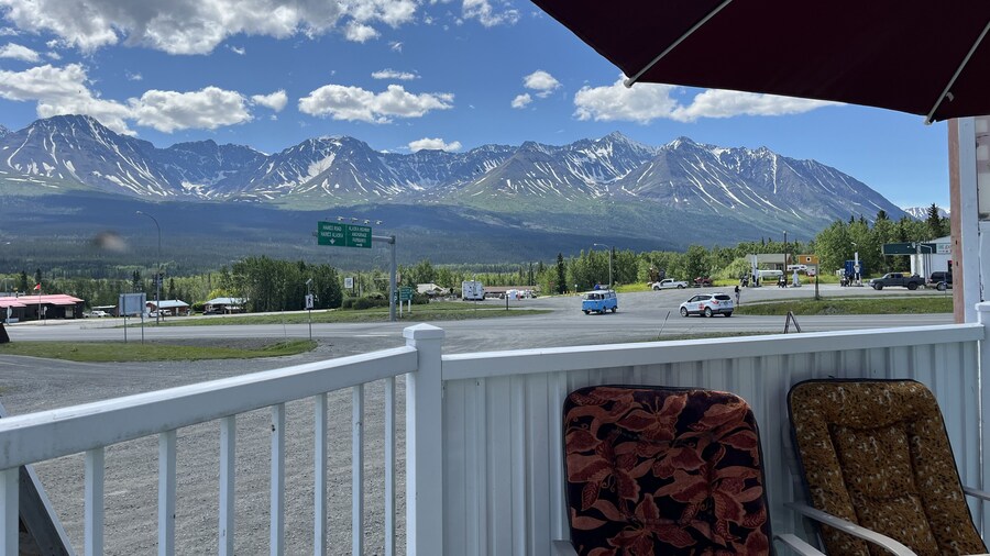 Kluane Park Inn