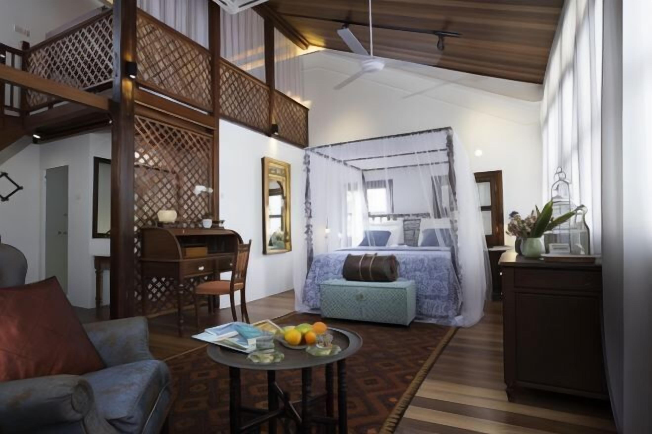 Két bảo mật tại phòng, trang trí khác biệt 