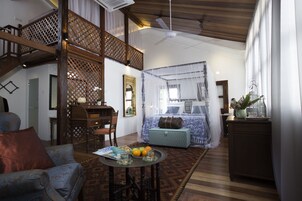 Mansion Suite | In-room safe, individually decorated, individually furnished, desk