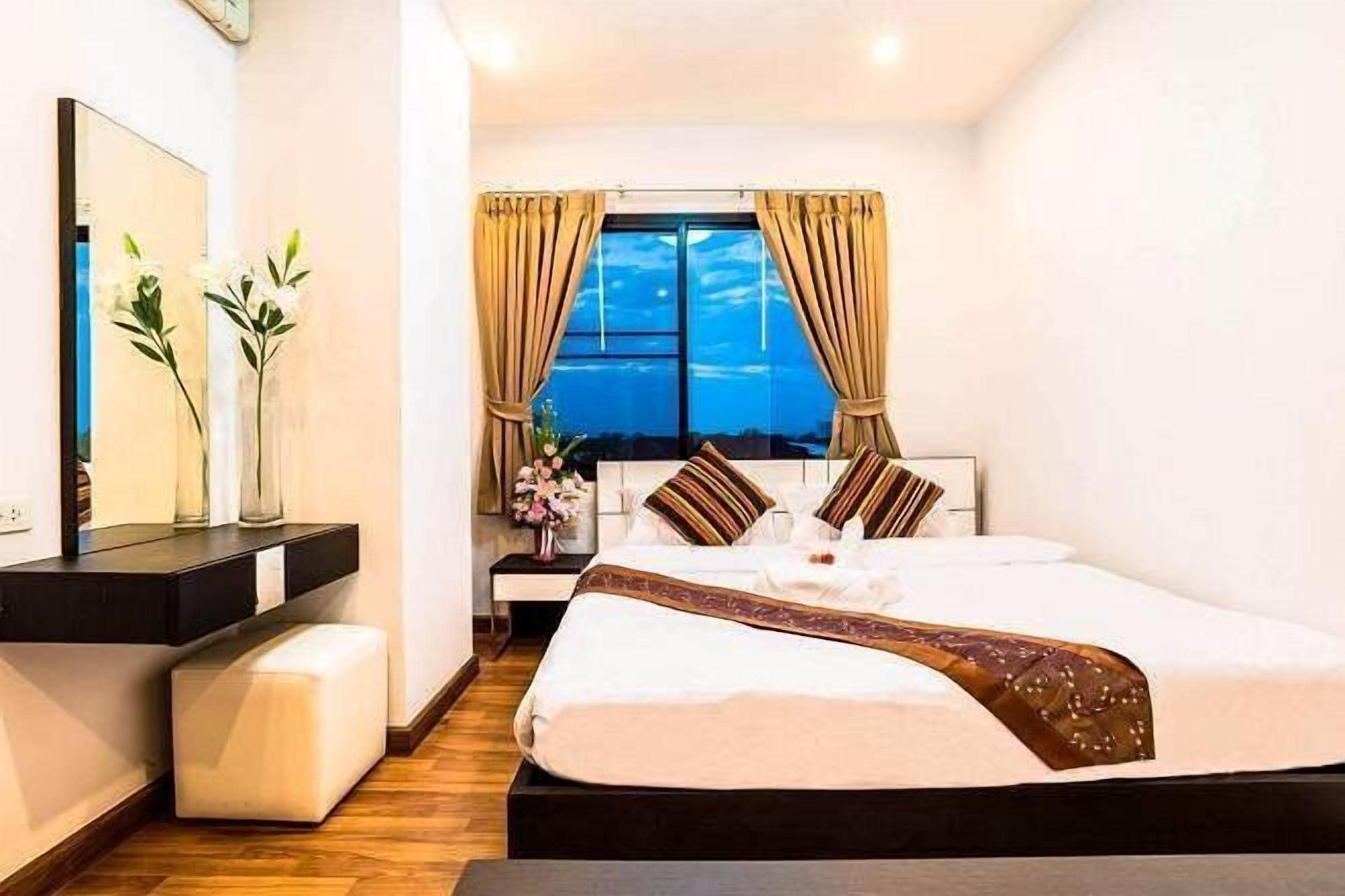 Foto - V-twin Condo Donjan