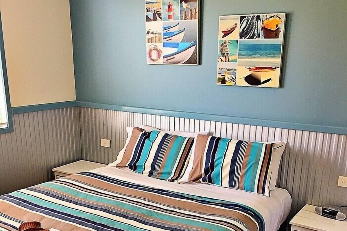 Soundproofing, iron/ironing board (on request), WiFi (free)
