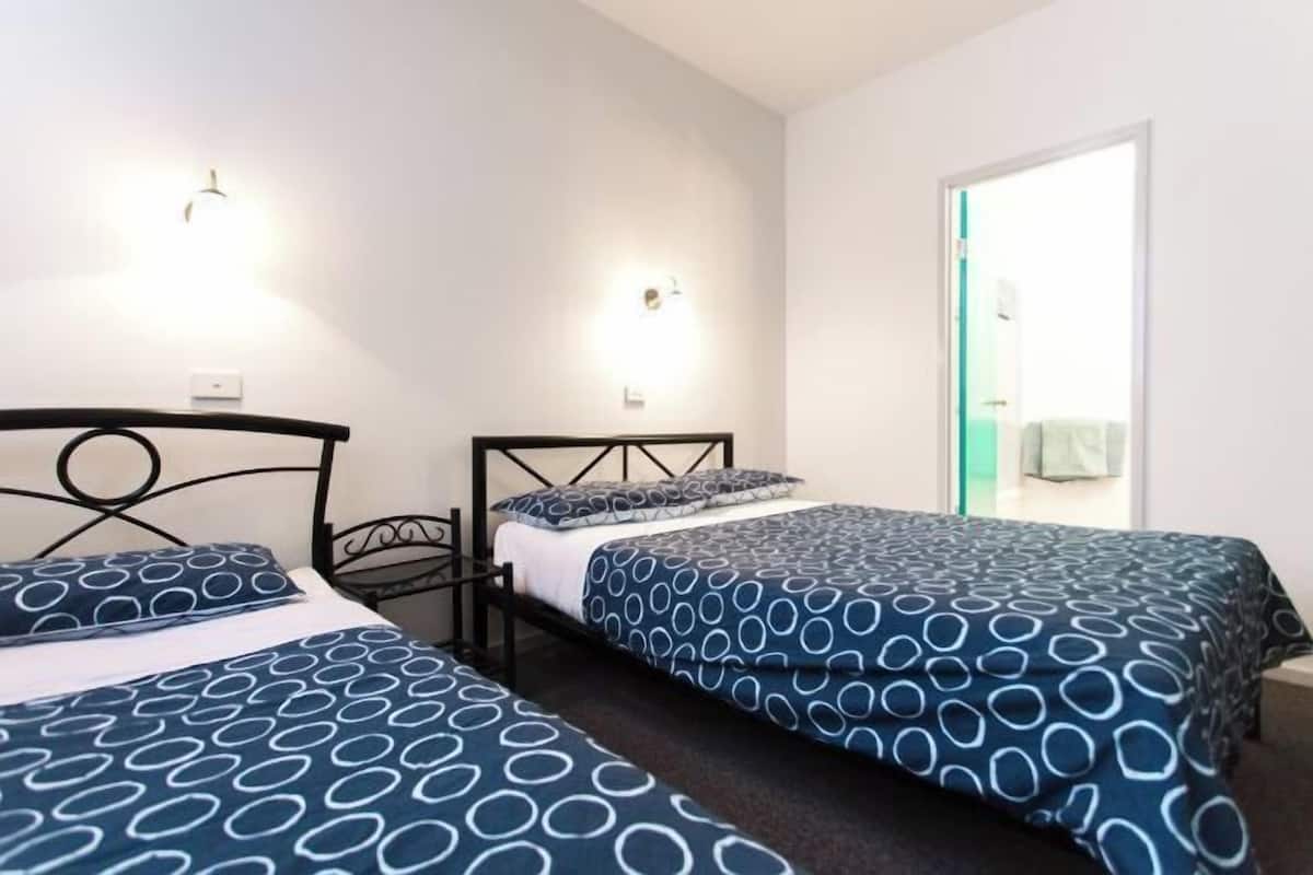 Free WiFi, bed sheets