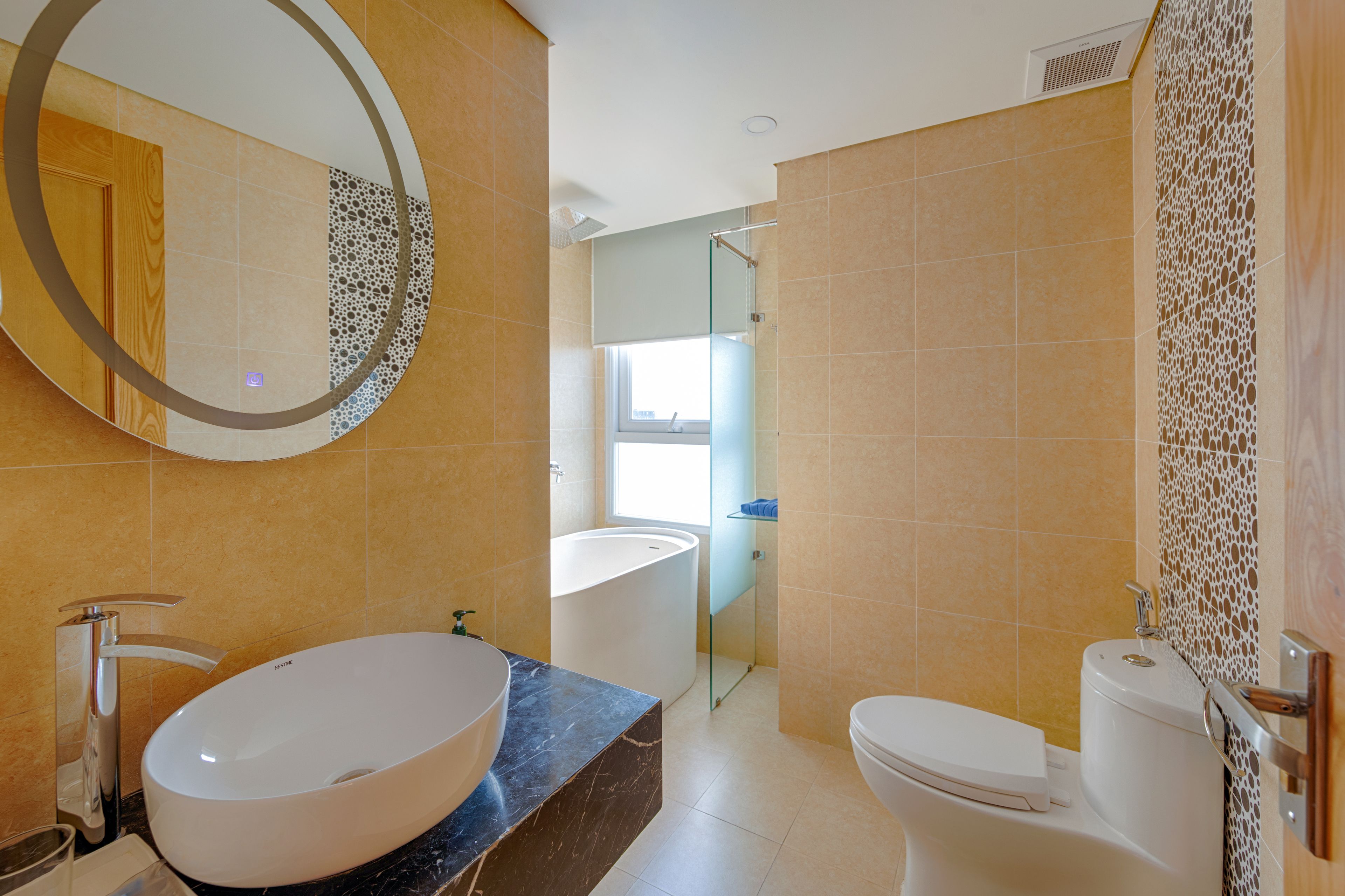 separate bathtub and shower, free toiletries, hair dryer, slippers