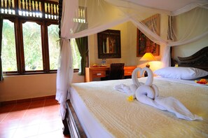 Bungalow familiar, balcón | Minibar, escritorio, sistema de insonorización y wifi gratis