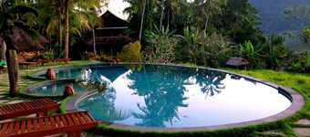 Villa Lihat Sawah