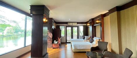 Deluxe Room | Desk, rollaway beds, free WiFi, bed sheets