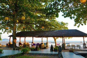 Front of property - Villa Cha Cha Chaolao Beach Resort (Tha Mai)